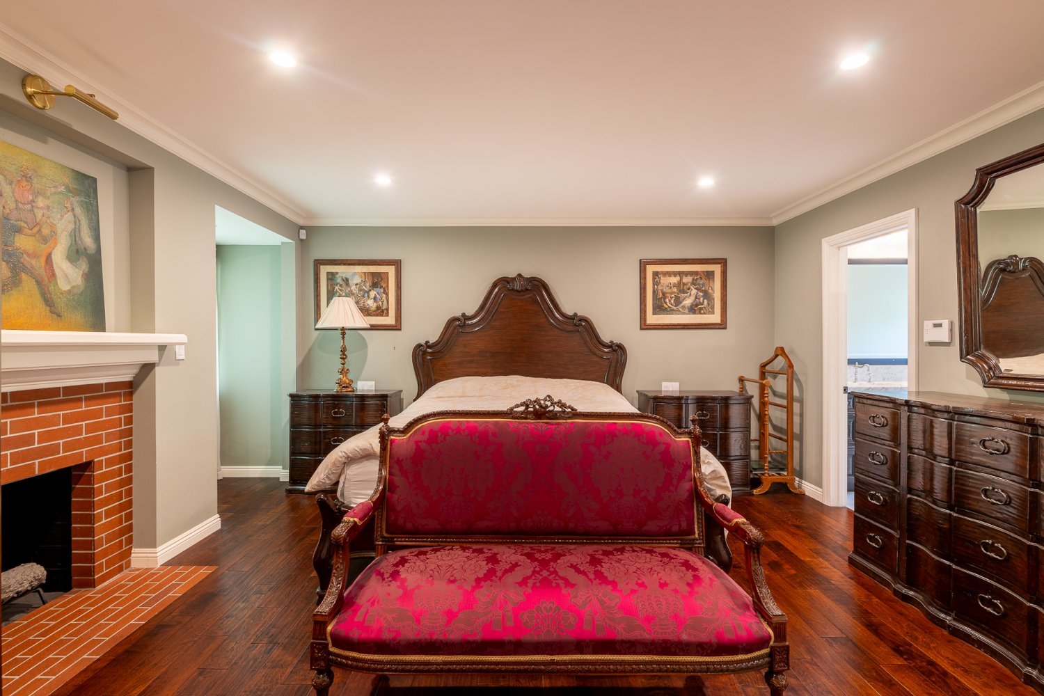 victorian themed furniture in a studio city luxury home